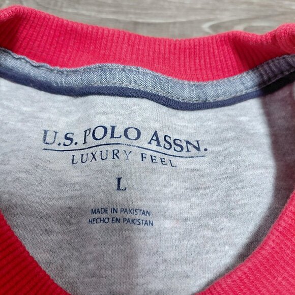 U.S. Polo Assn. Adult Large Full Sweater - Picture 2 of 4